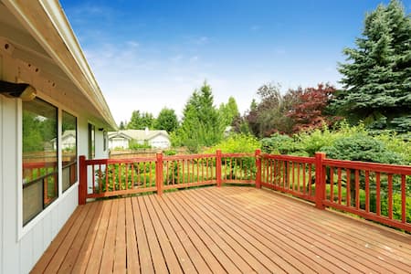 Deck carpentry and design